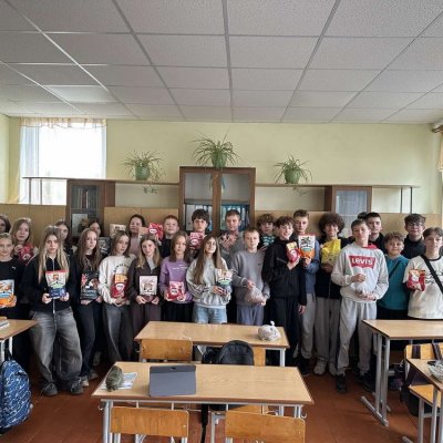 8-в